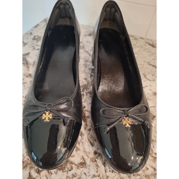 Tory Burch Shoes - Tory Burch Black leather Ballet Flat Size 7.5 M Career Classic shoes